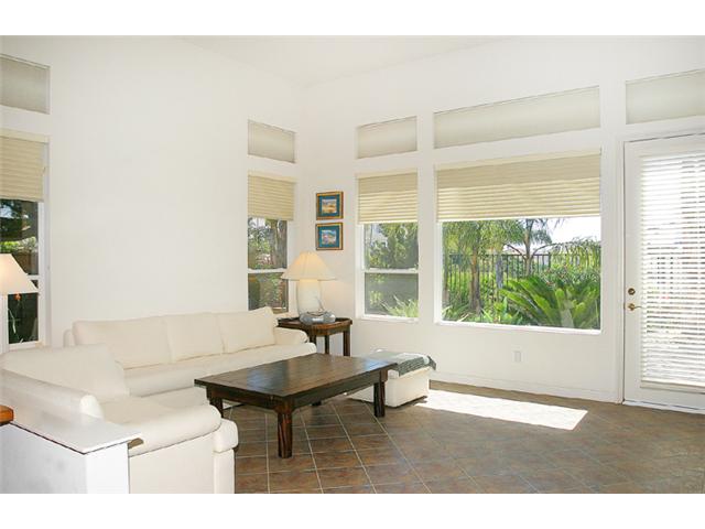 6735 Lemon Leaf Dr, Carlsbad, CA 92011 photo 9