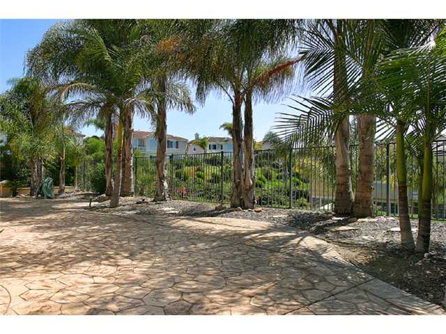 6735 Lemon Leaf Dr, Carlsbad, CA 92011 photo 18