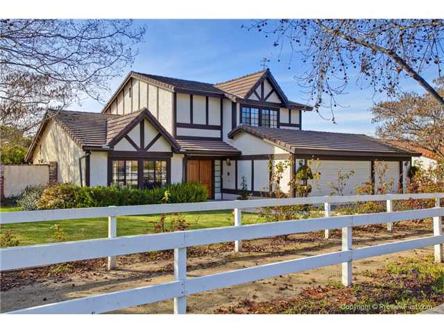 1607 Hackamore Rd, Oceanside, CA 92057 photo 1