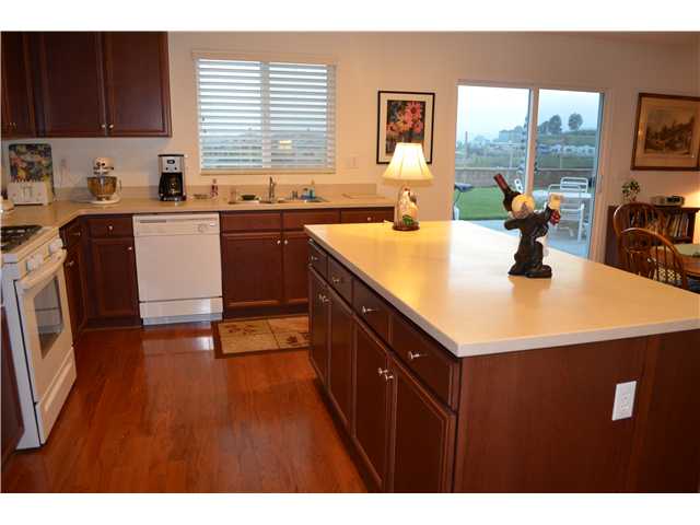 336 Tom Mcguinness Jr Cir, Fallbrook, CA 92028 photo 7