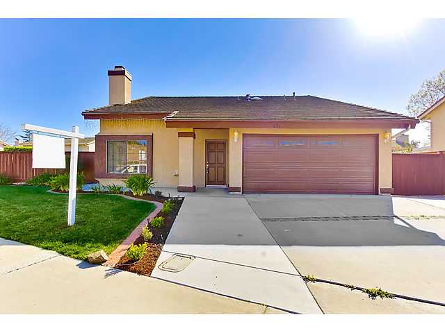 521 Pine Tree Pl, Escondido, CA 92025 photo 1