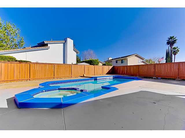 521 Pine Tree Pl, Escondido, CA 92025 photo 22