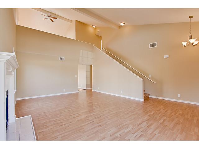 521 Pine Tree Pl, Escondido, CA 92025 photo 3