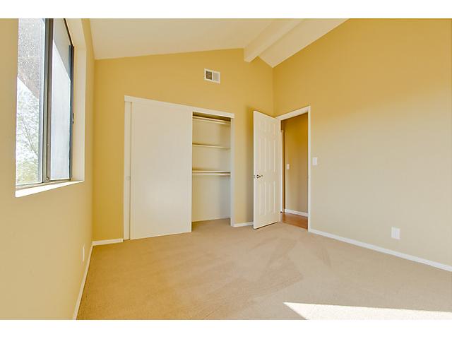521 Pine Tree Pl, Escondido, CA 92025 photo 17