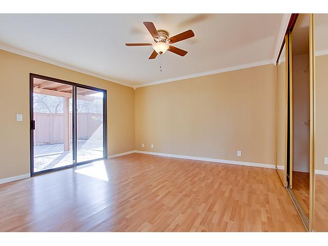 521 Pine Tree Pl, Escondido, CA 92025 photo 11