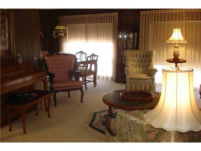 299 Seagull Ln, Oceanside, CA 92057 photo 4