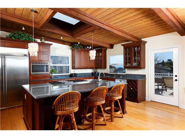 331 N Granados Ave, Solana Beach, CA 92075 photo 3