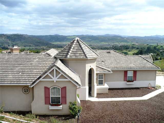 3528 Vista Laguna Rd, Fallbrook, CA 92028 photo 1