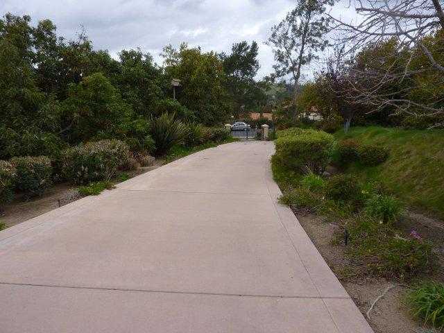 1524 Via Vis, Fallbrook, CA 92028 photo 3