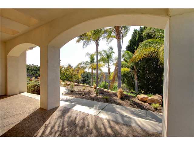 2478 Via Oeste Dr, Fallbrook, CA 92028 photo 5