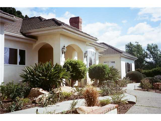 2478 Via Oeste Dr, Fallbrook, CA 92028 photo 1