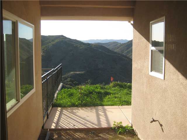 556 Hilbert Dr, Fallbrook, CA 92028 photo 10