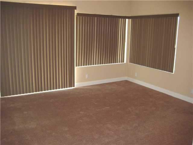 556 Hilbert Dr, Fallbrook, CA 92028 photo 8