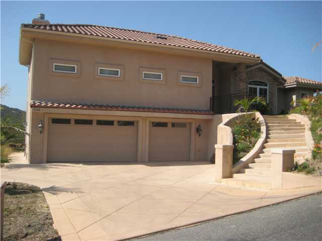 556 Hilbert Dr, Fallbrook, CA 92028 photo 1