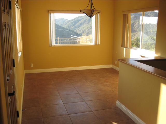 556 Hilbert Dr, Fallbrook, CA 92028 photo 7