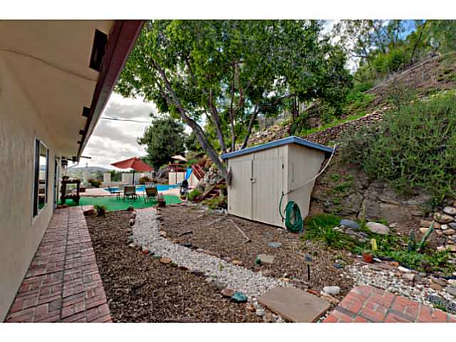 10306 Challenge Blvd, La Mesa, CA 91941 photo 14