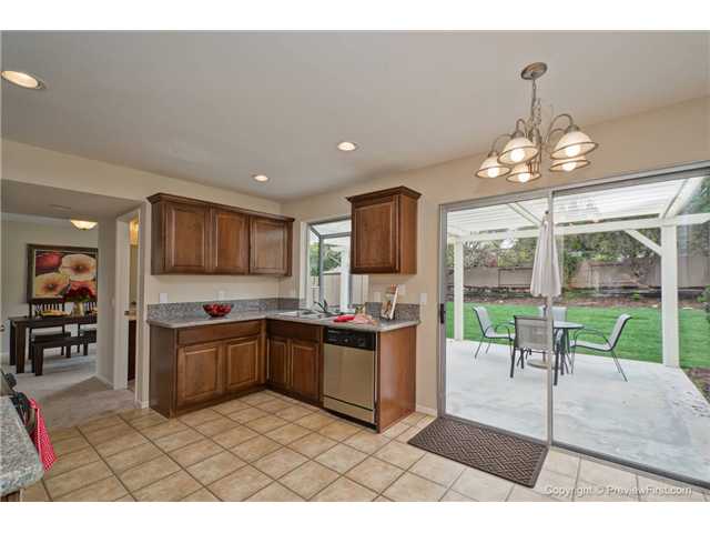 1392 Crestview Dr, Oceanside, CA 92056 photo 9