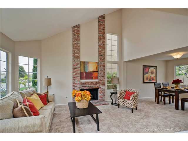 1392 Crestview Dr, Oceanside, CA 92056 photo 2