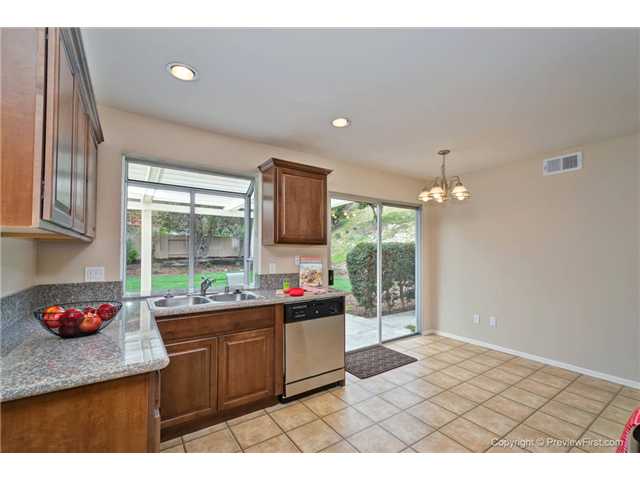 1392 Crestview Dr, Oceanside, CA 92056 photo 10