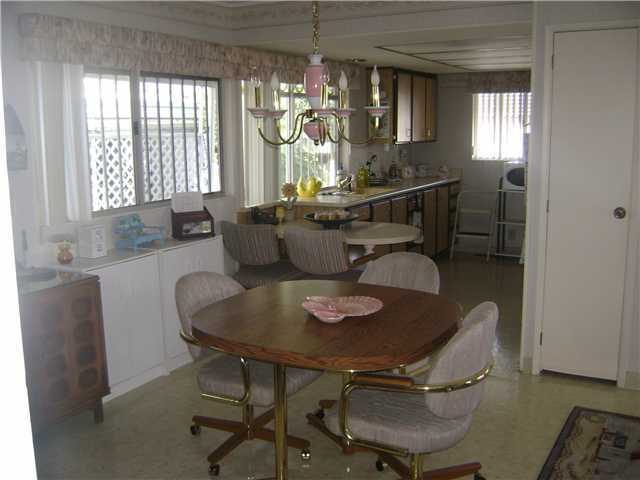197 Flicker Ln, Oceanside, CA 92057 photo 5