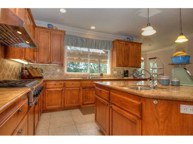 1433 Singletree Pl, Fallbrook, CA 92028 photo 8