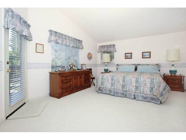 1174 Sea Larke Dr, Fallbrook, CA 92028 photo 10