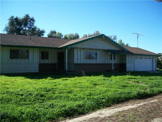 1067 3rd St, Ramona, CA 92065 photo 1