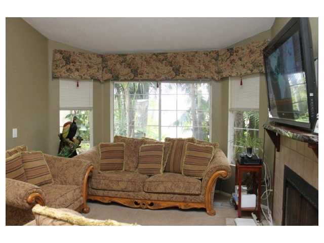 715 Rivertree Dr, Oceanside, CA 92058 photo 10