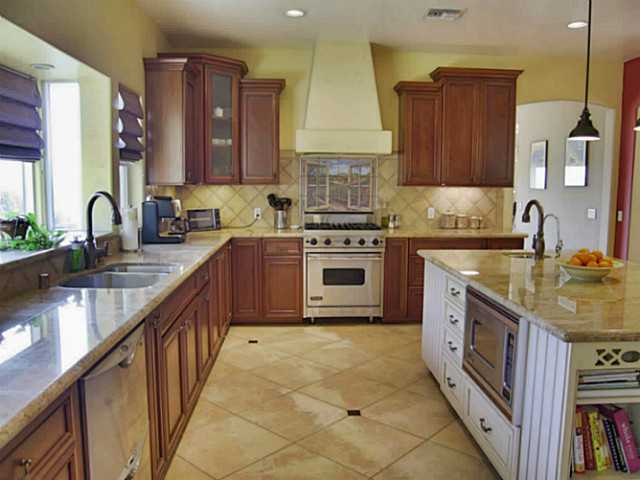 2453 Vern Dr, Fallbrook, CA 92028 photo 15