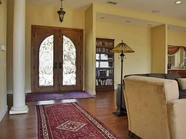 2453 Vern Dr, Fallbrook, CA 92028 photo 2