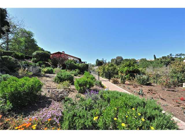 1212 Via Privada Rd, Escondido, CA 92029 photo 23