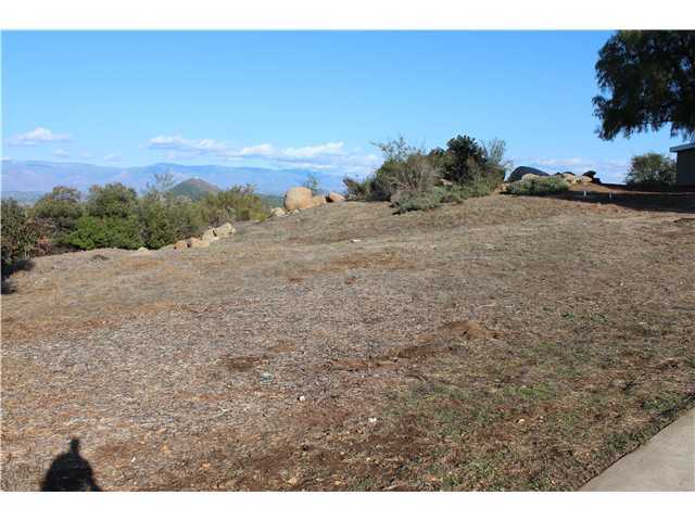28707 Rolling Rock Rd, Escondido, CA 92026 photo 11