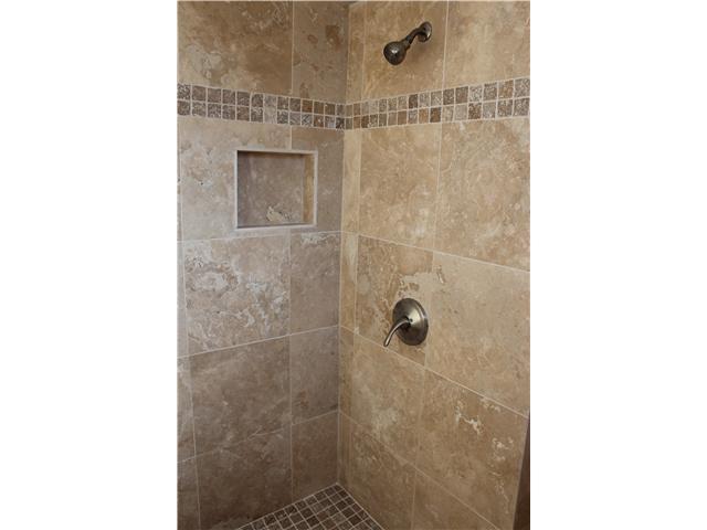 28707 Rolling Rock Rd, Escondido, CA 92026 photo 9