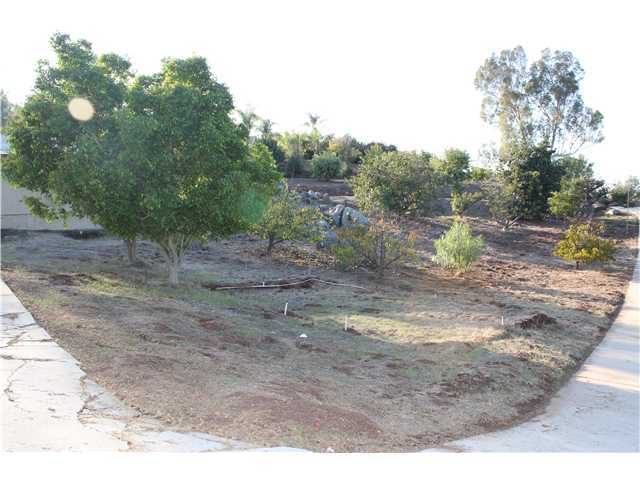 28707 Rolling Rock Rd, Escondido, CA 92026 photo 14