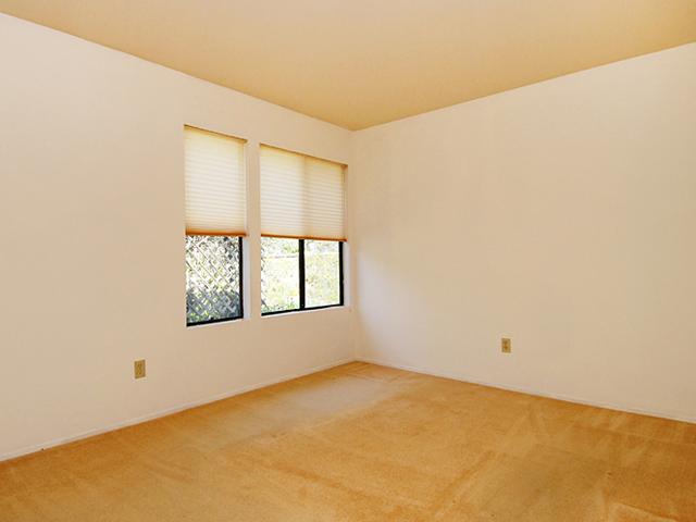 1960 E Pointe Ave, Carlsbad, CA 92008 photo 17