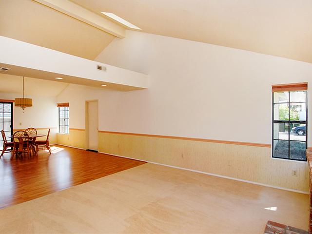1960 E Pointe Ave, Carlsbad, CA 92008 photo 10