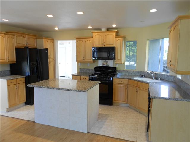1814 Blackhawk Ave, Oceanside, CA 92056 photo 5