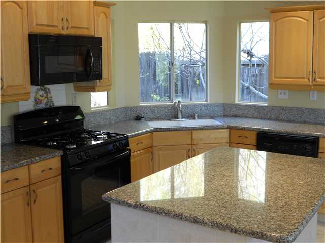 1814 Blackhawk Ave, Oceanside, CA 92056 photo 4