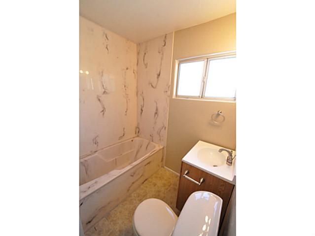 9047 Willowgrove Pl, Santee, CA 92071 photo 8