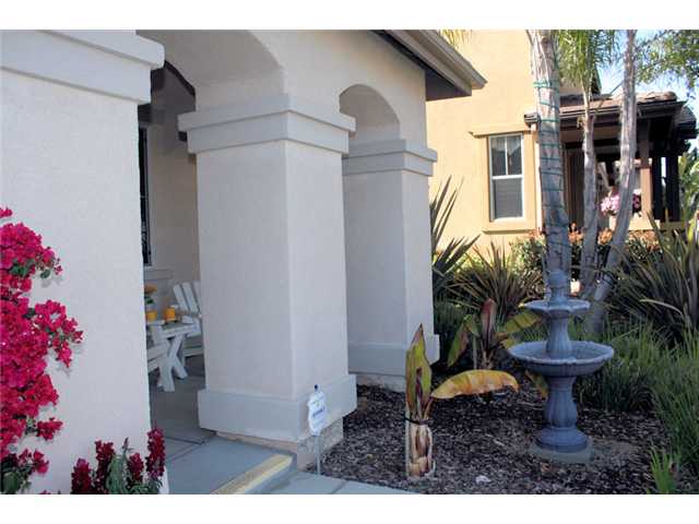 1055 Greenway Rd, Oceanside, CA 92057 photo 3