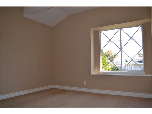 2441 Sarbonne Dr, Oceanside, CA 92054 photo 8