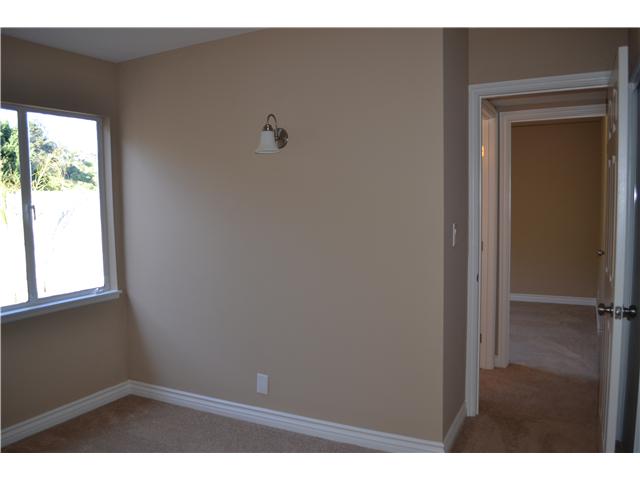 2441 Sarbonne Dr, Oceanside, CA 92054 photo 10