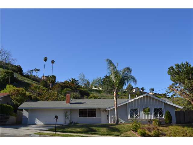 2441 Sarbonne Dr, Oceanside, CA 92054 photo 1