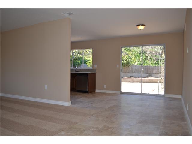 2441 Sarbonne Dr, Oceanside, CA 92054 photo 4