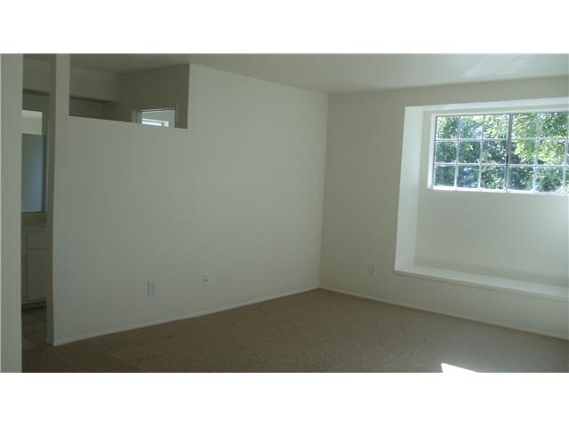 4256 Esperanza Way, Oceanside, CA 92056 photo 5