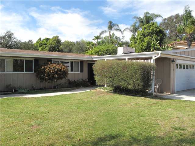 816 Via Alegre, Fallbrook, CA 92028 photo 1
