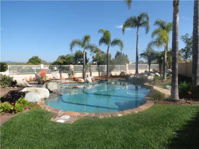 230 Borrego Ct, Oceanside, CA 92057 photo 6
