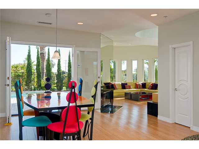 1585 Burgundy Rd, Encinitas, CA 92024 photo 4