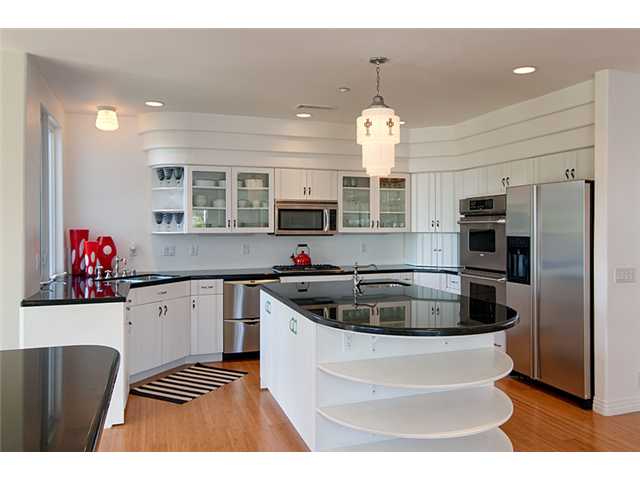 1585 Burgundy Rd, Encinitas, CA 92024 photo 1