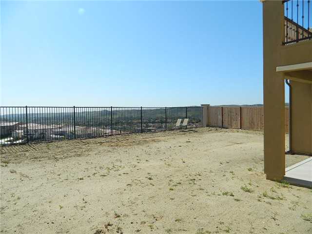 1157 Breakaway Dr, Oceanside, CA 92057 photo 10